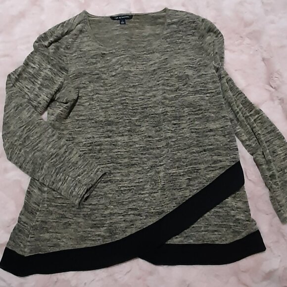 Zac & Rachel Soft Knit Polyester Rayon Long Sleeve, Scoop Neck Tunic Top, EUC - Picture 2 of 6